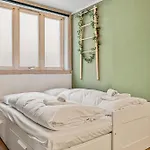 Explore The City! I 500m To Torget I Self Check-in Apartment *